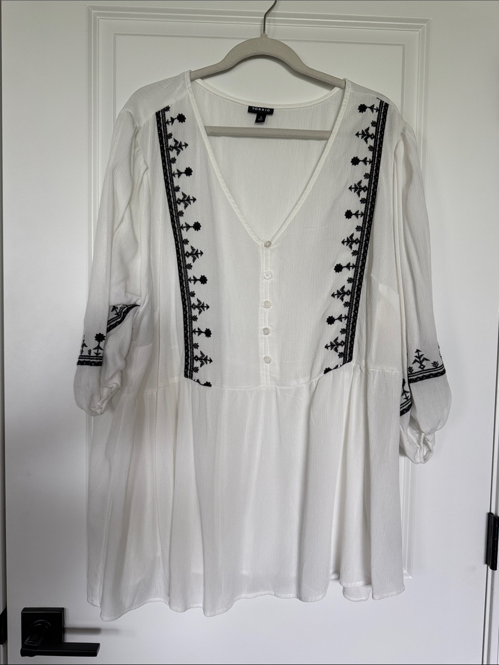 torrid White Top with Black Label Detail
